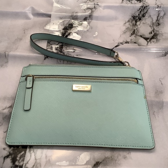 kate spade Handbags - Kate Spade Wristlet Light Blue